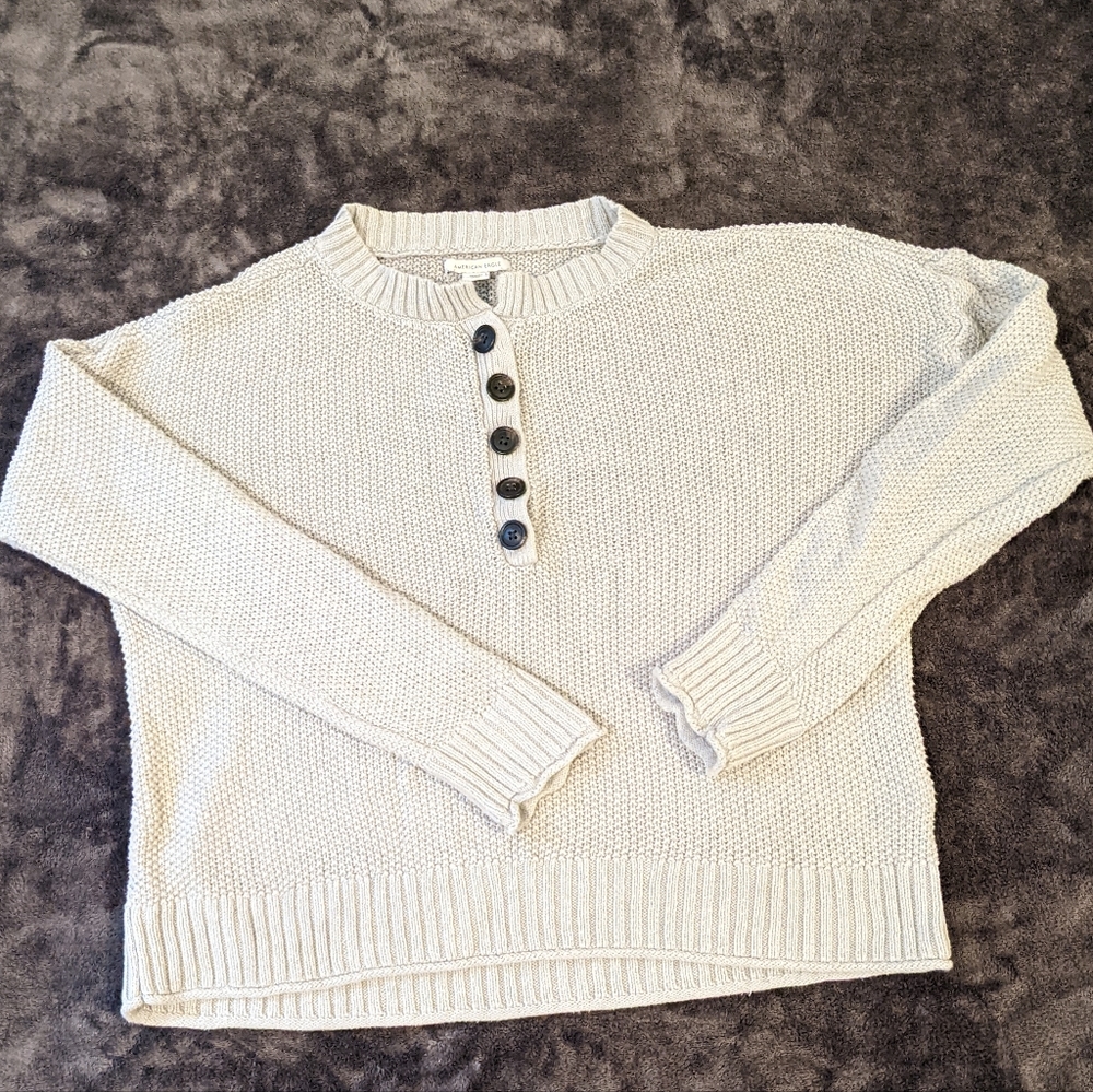 American Eagle Crop Beige Sweater with 3/4 Button closure. women's size M